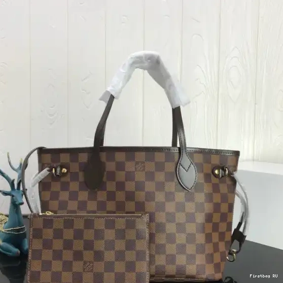 First bag PM NEVERFULL LOUIS VUITTON 0502